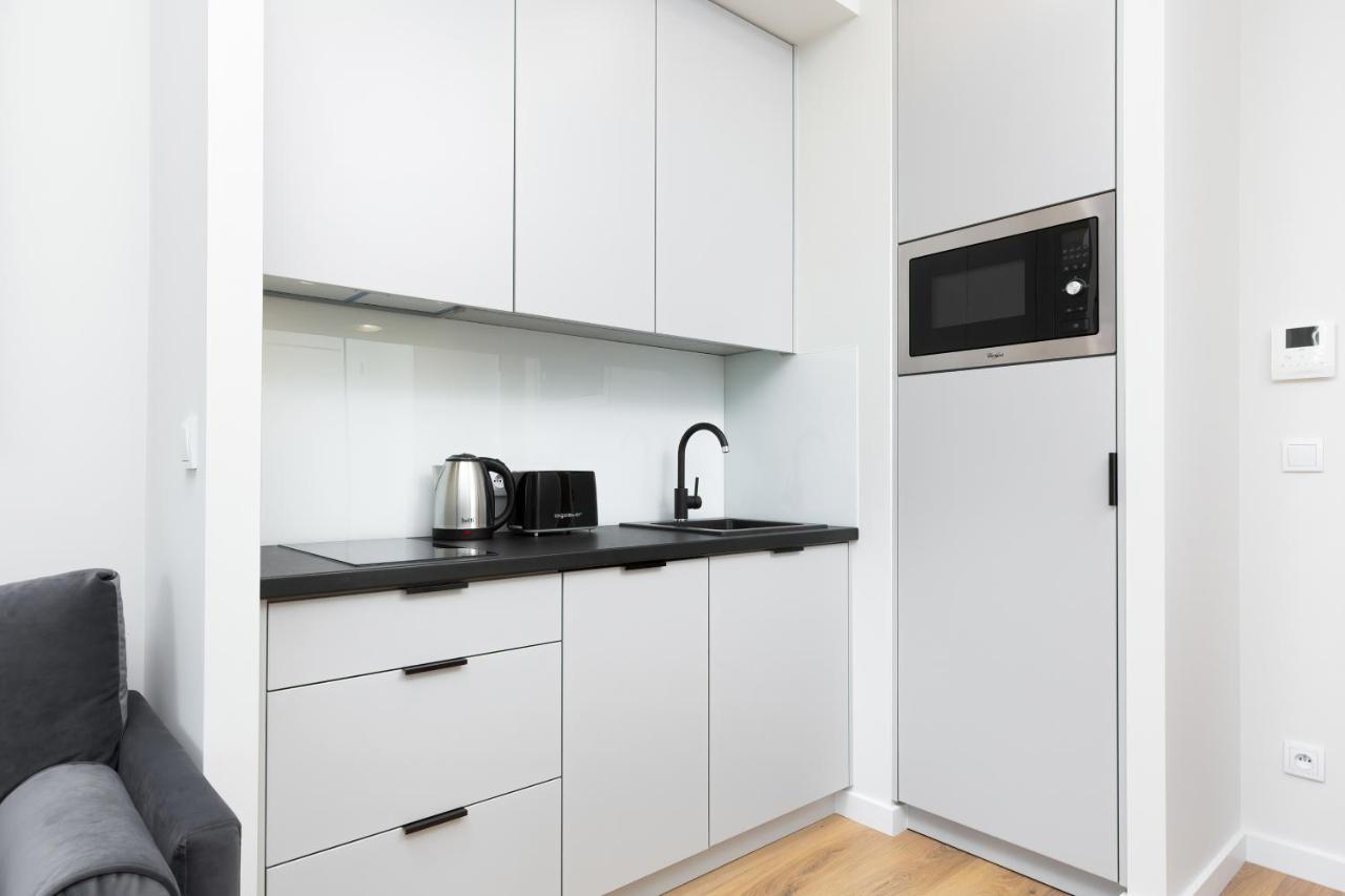 Apartments Business Center Wola Ordona By Renters Варшава Экстерьер фото